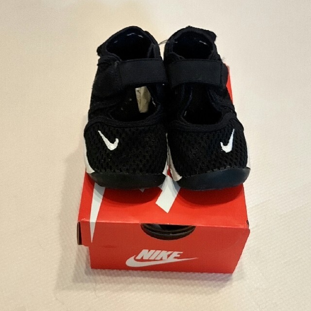 NIKE(ナイキ)のFor Kids NIKE LITTLE RIFT 12cm まだまだきれい キッズ/ベビー/マタニティのベビー靴/シューズ(~14cm)(スニーカー)の商品写真