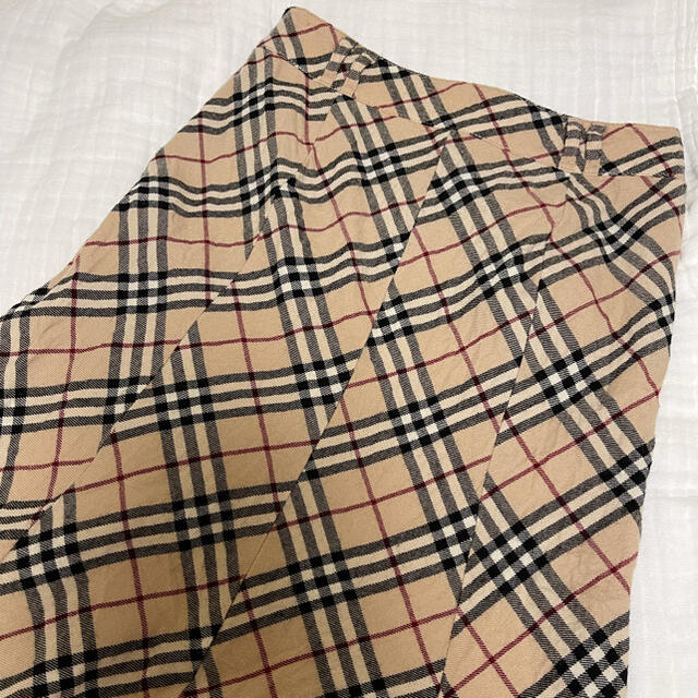 BURBERRY BLUE LABEL(バーバリーブルーレーベル)のBurberry BLUE LABEL スカート レディースのスカート(ひざ丈スカート)の商品写真