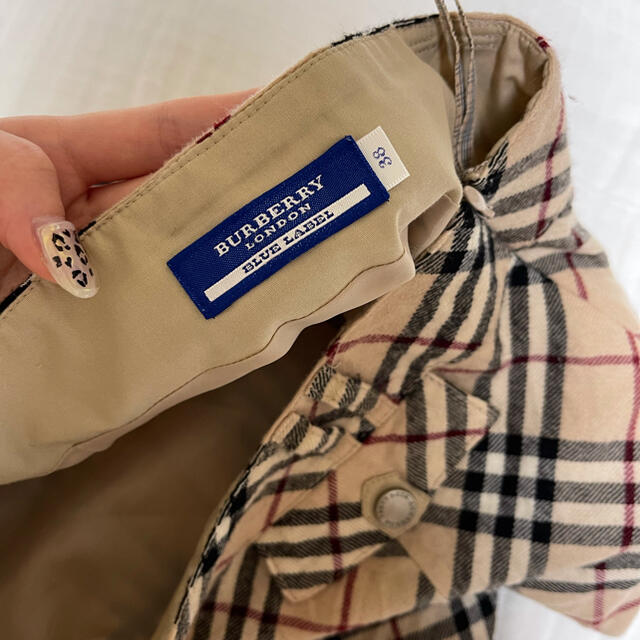 BURBERRY BLUE LABEL(バーバリーブルーレーベル)のBurberry BLUE LABEL スカート レディースのスカート(ひざ丈スカート)の商品写真