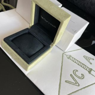 ヴァンクリーフアンドアーペル(Van Cleef & Arpels)のスピード発送❗️ヴァンクリ等　保存箱(ショップ袋)