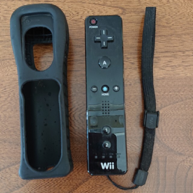 任天堂(ニンテンドウ)の任天堂Wii  リモコン スマホ/家電/カメラのカメラ(その他)の商品写真
