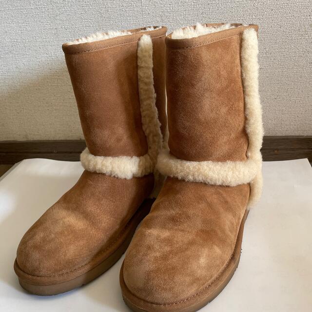 UGG(アグ)のUGGブーツ レディースの靴/シューズ(ブーツ)の商品写真