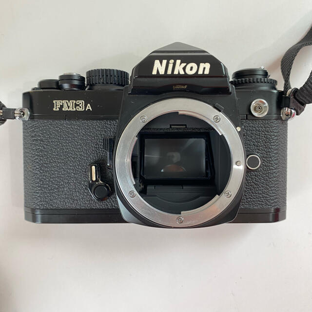 Nikon(ニコン)のNikon FM3A ブラック　NIKKOR 35mm F2.8 おまけ付　 スマホ/家電/カメラのカメラ(フィルムカメラ)の商品写真