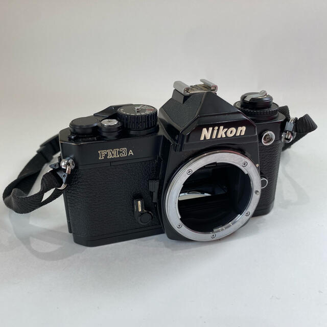 Nikon(ニコン)のNikon FM3A ブラック　NIKKOR 35mm F2.8 おまけ付　 スマホ/家電/カメラのカメラ(フィルムカメラ)の商品写真