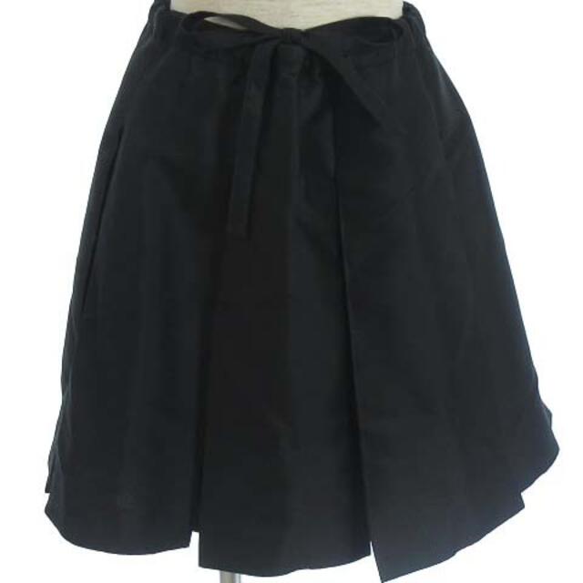 PRADA(プラダ)のプラダ ボックスプリーツ スカート フレア ミニ丈 ウール シルク 黒 38 M レディースのスカート(ミニスカート)の商品写真