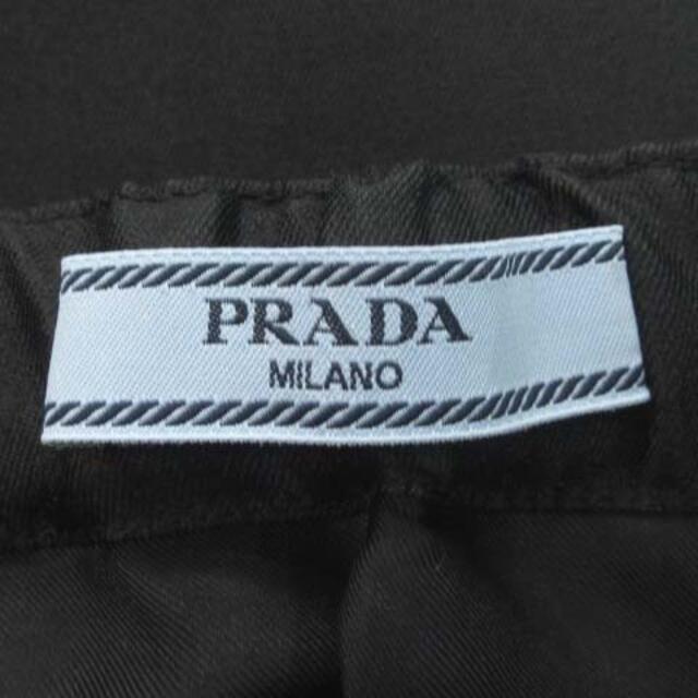 PRADA(プラダ)のプラダ ボックスプリーツ スカート フレア ミニ丈 ウール シルク 黒 38 M レディースのスカート(ミニスカート)の商品写真