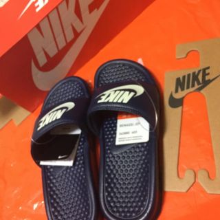 ナイキ(NIKE)のベナッシ NIKE (サンダル)