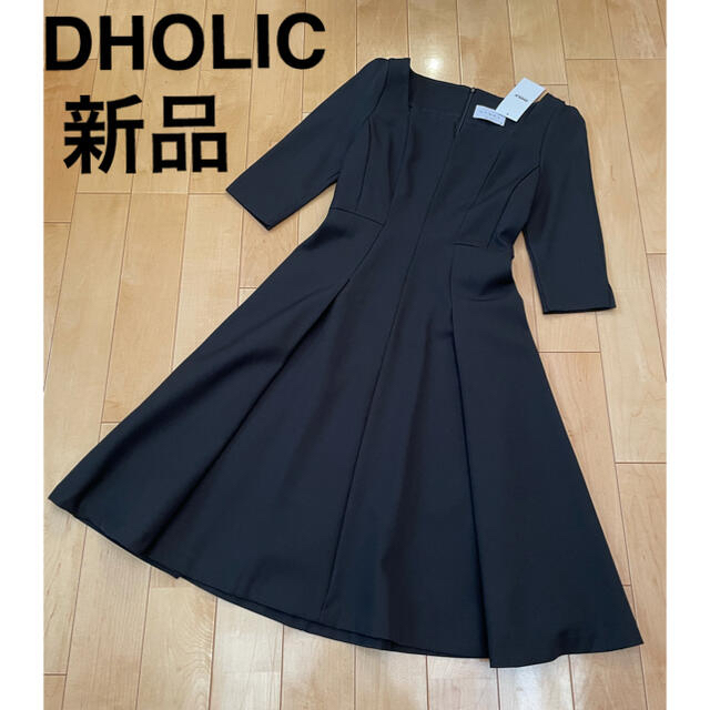 dholic(ディーホリック)のDHOLIC 七分袖　ブラックワンピース　Sサイズ レディースのワンピース(ロングワンピース/マキシワンピース)の商品写真