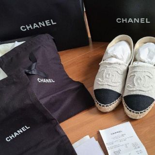 シャネル(CHANEL)のCHANEL　シャネル　エスパドリーユ　白　ホワイト(スリッポン/モカシン)