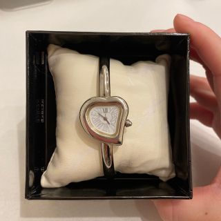 SAINT LAURENT(腕時計)のフリマアイテム一覧 SAINT LAURENT(腕時計)のフリマアイテム一覧