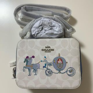 COACHコーチ ディズニー シンデレラ馬車ポシェット ショルダー ...