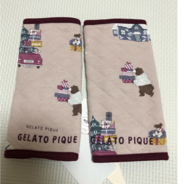 gelato pique(ジェラートピケ)の最終値下げ ジェラートピケ  抱っこ紐　よだれカバー キッズ/ベビー/マタニティの外出/移動用品(抱っこひも/おんぶひも)の商品写真