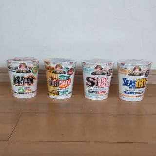 ニッシンショクヒン(日清食品)の日清  カップヌードル スーパー合体シリーズ 〖５０周年記念〗 (インスタント食品)