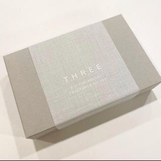 スリー(THREE)のTHREE フレグランスオイル(香水(女性用))