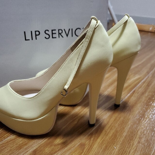LIP SERVICE(リップサービス)のリップサービス  パンプス レディースの靴/シューズ(ハイヒール/パンプス)の商品写真