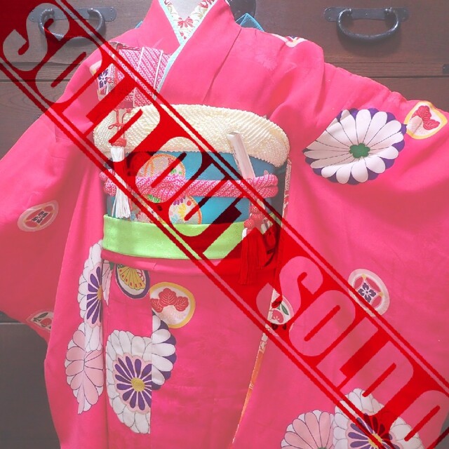 最安挑戦！ 五歳₋七歳（小さ目）　レトロ正絹ピンク菊丸紋　お着物フルセット 和服+着物