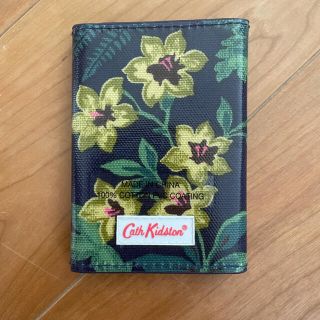 キャスキッドソン(Cath Kidston)の【新品未使用】キャスキッドソン花柄カードケース/パスケース/定期入れ(名刺入れ/定期入れ)