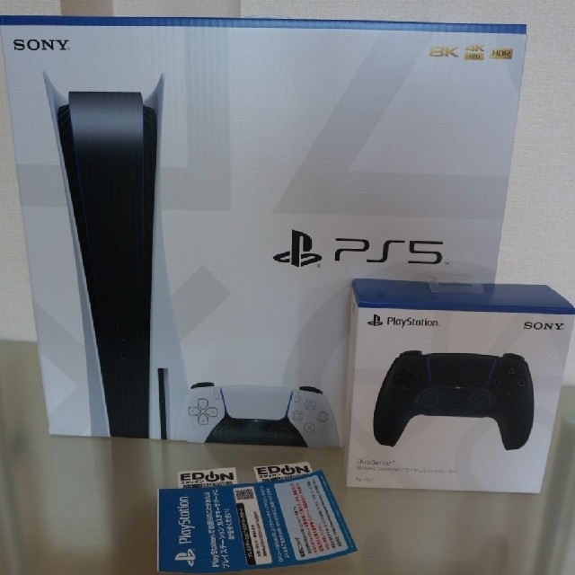 PlayStation(プレイステーション)のプレイステーション5 エンタメ/ホビーのゲームソフト/ゲーム機本体(家庭用ゲーム機本体)の商品写真