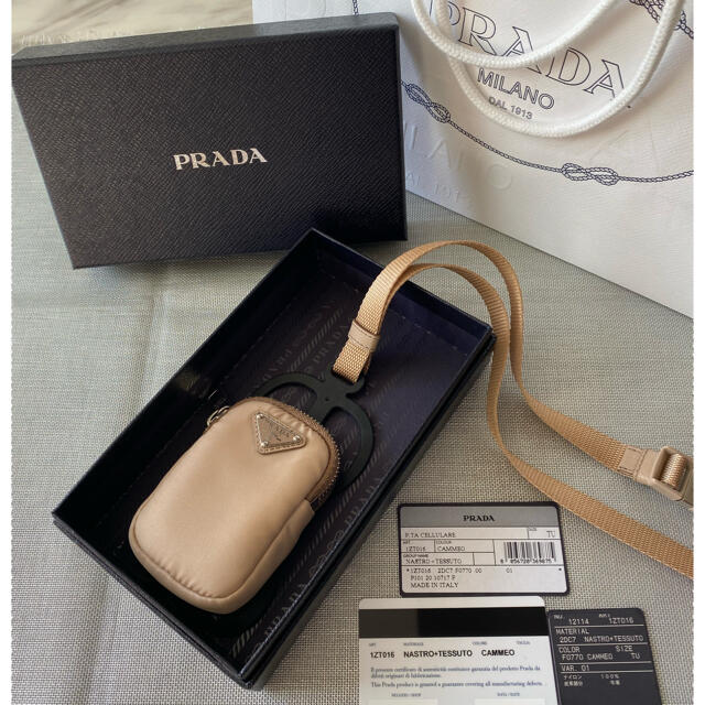 スマホアクセサリー☆専用☆PRADA ナイロン スマートフォンケース