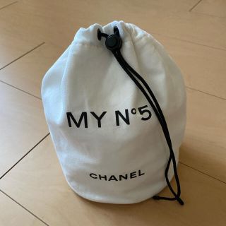 シャネル(CHANEL)の お値下げ中 ステッカーおまけ付き CHANEL シャネル　巾着　ポーチ　(ポーチ)