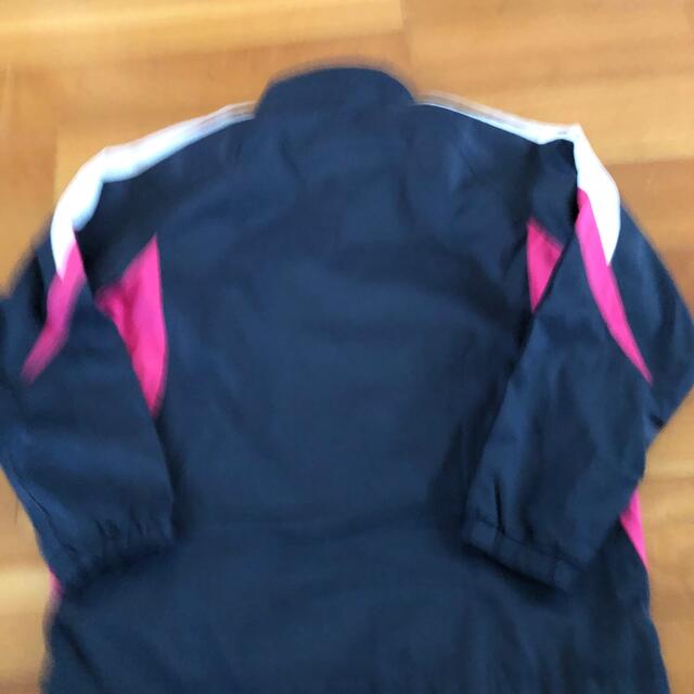 adidas(アディダス)のアディダス  adidas 130㌢♡シャカシャカ　ナイロンジャケット キッズ/ベビー/マタニティのキッズ服女の子用(90cm~)(ジャケット/上着)の商品写真