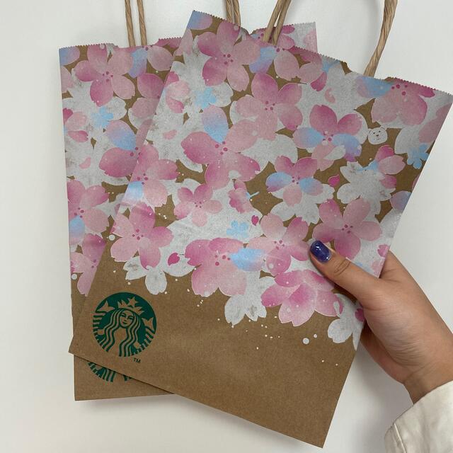 Starbucks Coffee(スターバックスコーヒー)のStarbucks 桜　紙袋　2枚 レディースのバッグ(ショップ袋)の商品写真