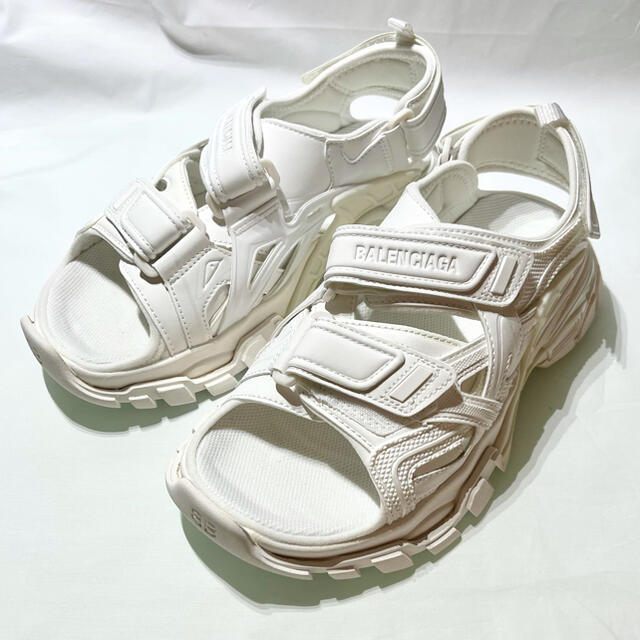 Balenciaga(バレンシアガ)のBalenciaga バレンシアガ Track サンダル　ホワイト　EU39 メンズの靴/シューズ(サンダル)の商品写真