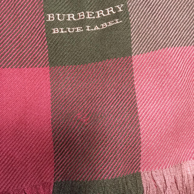 BURBERRY(バーバリー)のmina様 専用ページ  新品 バーバリー ブルーレーベル ストール マフラー レディースのファッション小物(マフラー/ショール)の商品写真