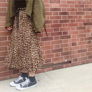 ザラ(ZARA)のZARA レオパードプリーツスカート(ロングスカート)