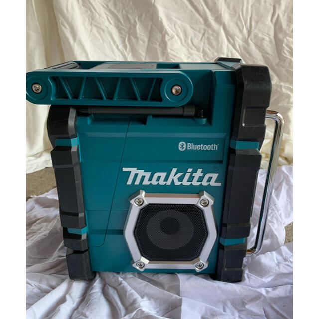 Makita(マキタ)のマキタ　充電式ラジオ　MR108 スマホ/家電/カメラのオーディオ機器(ラジオ)の商品写真