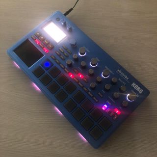 夜の曲作りが楽しいイルミネーション KORG elective sampler