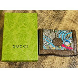 グッチ(Gucci)の★超レアアイテム★ 新品　GUCCI Disney ドナルド 二つ折り財布(財布)