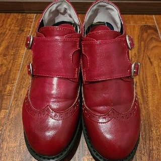 ヨースケ(YOSUKE)のヨースケYOSUKE23.0赤レッドシューズおでこ靴ローファー厚底ウィングチップ(ローファー/革靴)