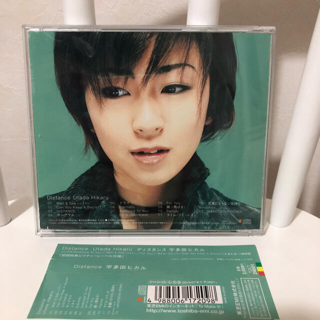 宇多田ヒカル/Distance  ディスタンス　歌詞カードあり エンタメ/ホビーのCD(ポップス/ロック(洋楽))の商品写真