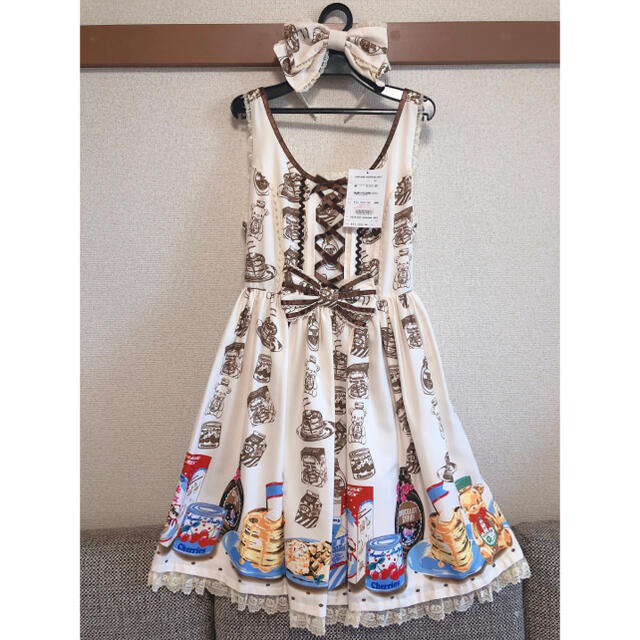 Angelic Pretty(アンジェリックプリティー)のHoney Cakeラウンドジャンパースカートset レディースのスカート(ひざ丈スカート)の商品写真