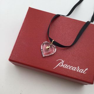 バカラ(Baccarat)の美品　バカラ　クリスタル　ハート型　K 18  チョーカー　ネックレス(ネックレス)