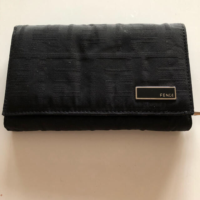 FENDI(フェンディ)のお値下げしました‼️FENDI 2つ折り財布 レディースのファッション小物(財布)の商品写真