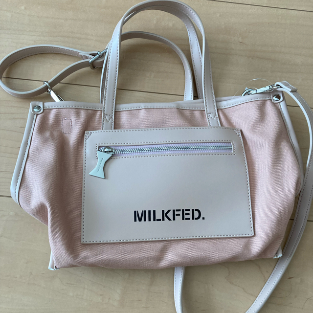 MILKFED.(ミルクフェド)のミルクフェド　トートバック　ピンクベージュ レディースのバッグ(ショルダーバッグ)の商品写真