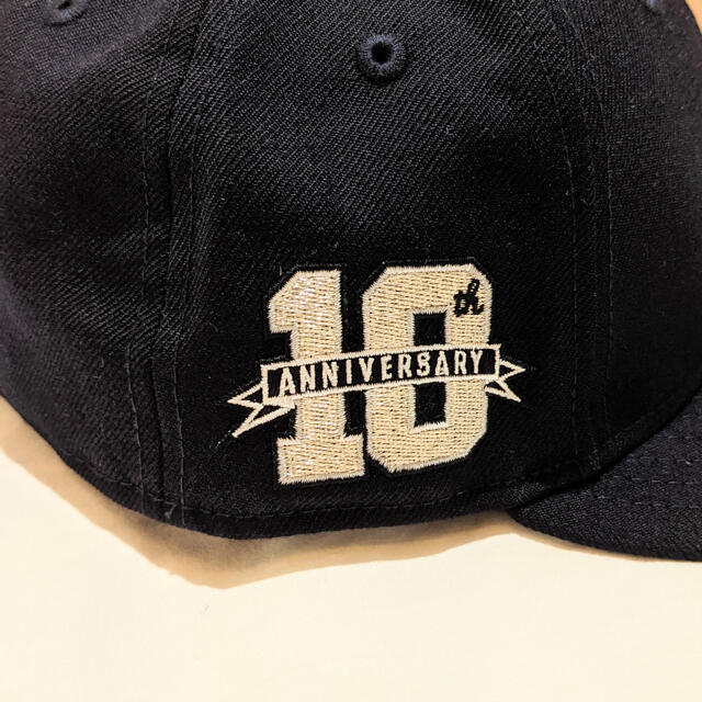 NEW ERA(ニューエラー)のKITH 10周年記念 New Era  Cap 7 5/8 メンズの帽子(キャップ)の商品写真