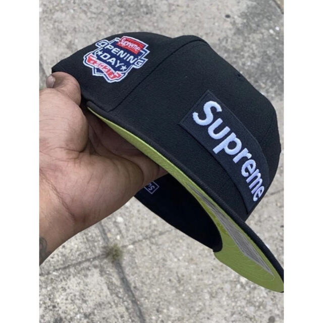 Supreme(シュプリーム)の【新品】Supreme No Comp Box Logo New Era  メンズの帽子(キャップ)の商品写真