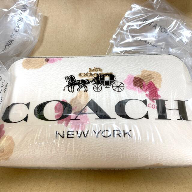 COACH フローラルコスメティックポーチ 3