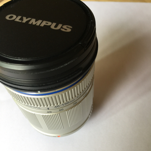 OLYMPUS(オリンパス)の値下げ♪OLYMPUSレンズ 望遠 スマホ/家電/カメラのカメラ(レンズ(ズーム))の商品写真