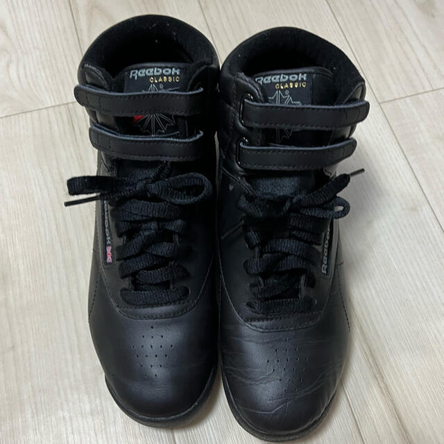 【品】Reebok Freestyle HI 黒　25㎝