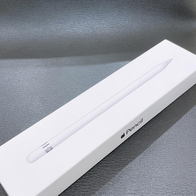 Apple(アップル)の【美品】APPLE PENCIL 第一世代 スマホ/家電/カメラのPC/タブレット(タブレット)の商品写真