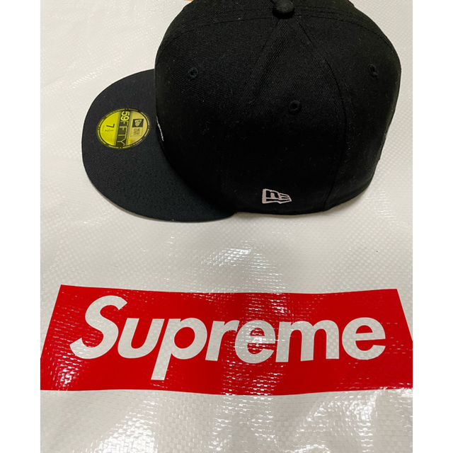 新品・未使用Supreme Reverse Box Logo New Era 1