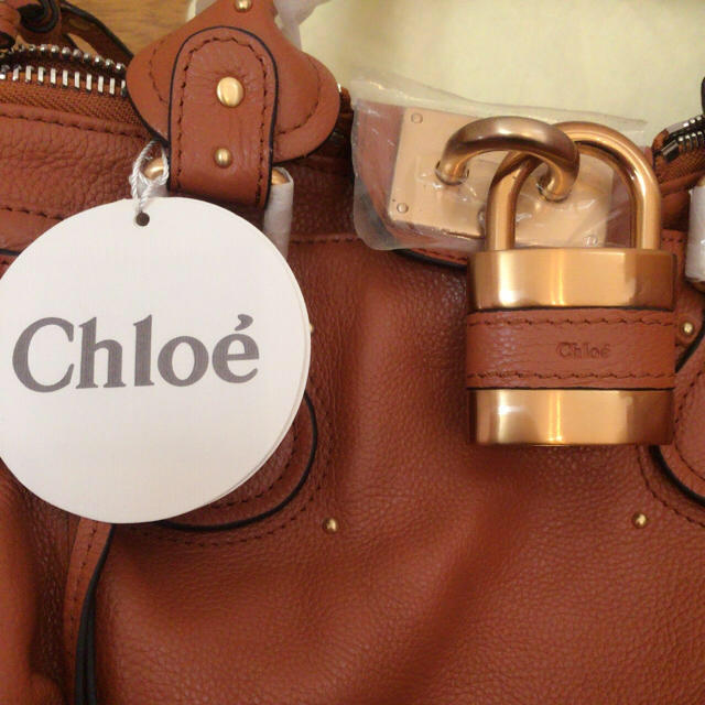 Chloe(クロエ)の★お取り置き中★クロエ♡バッグタグ付き未使用 レディースのバッグ(ハンドバッグ)の商品写真