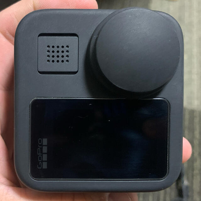 GoPro(ゴープロ)のGoPro MAX サンディスク　Micro SD 64GB セット スマホ/家電/カメラのスマートフォン/携帯電話(その他)の商品写真