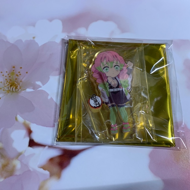 繋がるアクスタ　甘露寺蜜璃 エンタメ/ホビーのおもちゃ/ぬいぐるみ(キャラクターグッズ)の商品写真