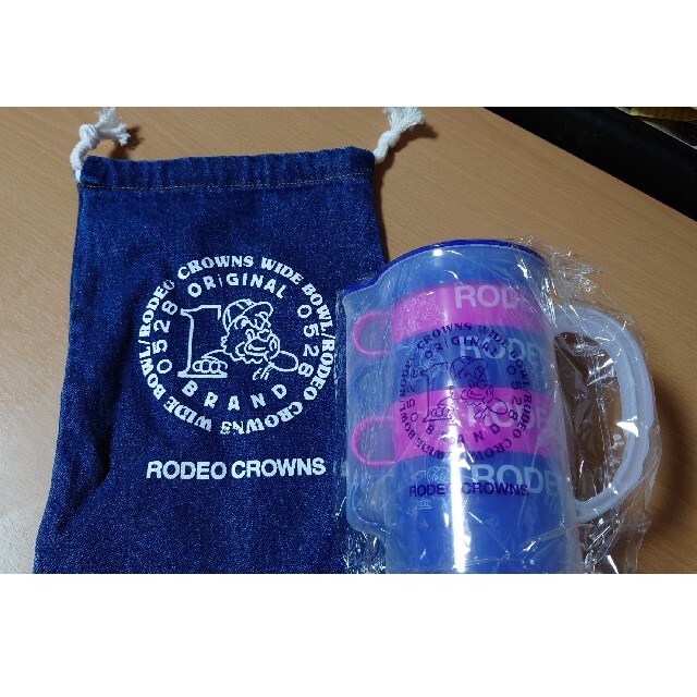 RODEO CROWNS WIDE BOWL(ロデオクラウンズワイドボウル)のRODEO CROWNS WIDE BOWL コップセット エンタメ/ホビーのコレクション(ノベルティグッズ)の商品写真