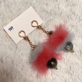 ハンドメイドピアス   ニコール様(ピアス)